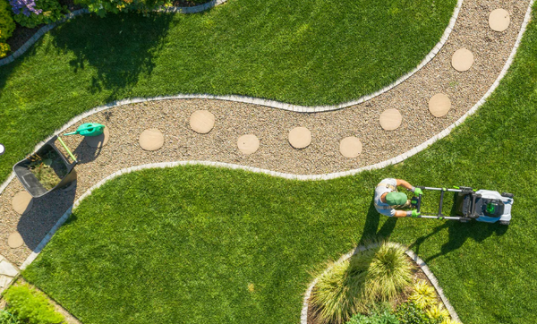 Mulch Stabilization for Commercial Properties: A Landscaper's Guide